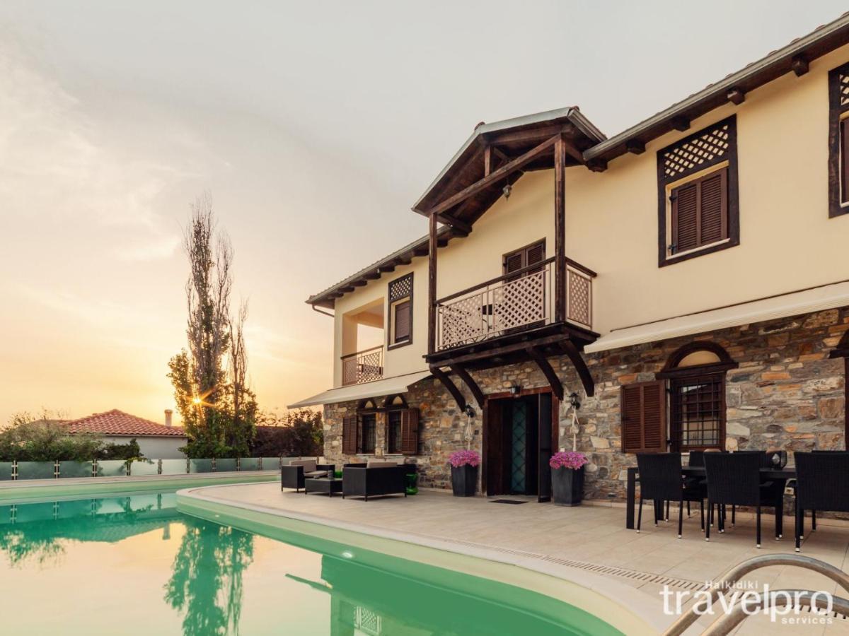 Villa Artemis By Rentalspro - Nikiti Halkidiki Kültér fotó